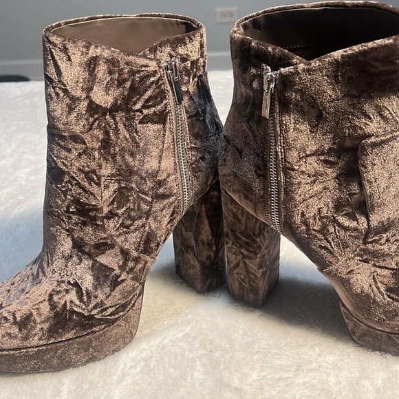 Gianni Bini Sz 10 Brown Crushed Tan Velvet High heel Platform Festival Boots NWT - Picture 6 of 16